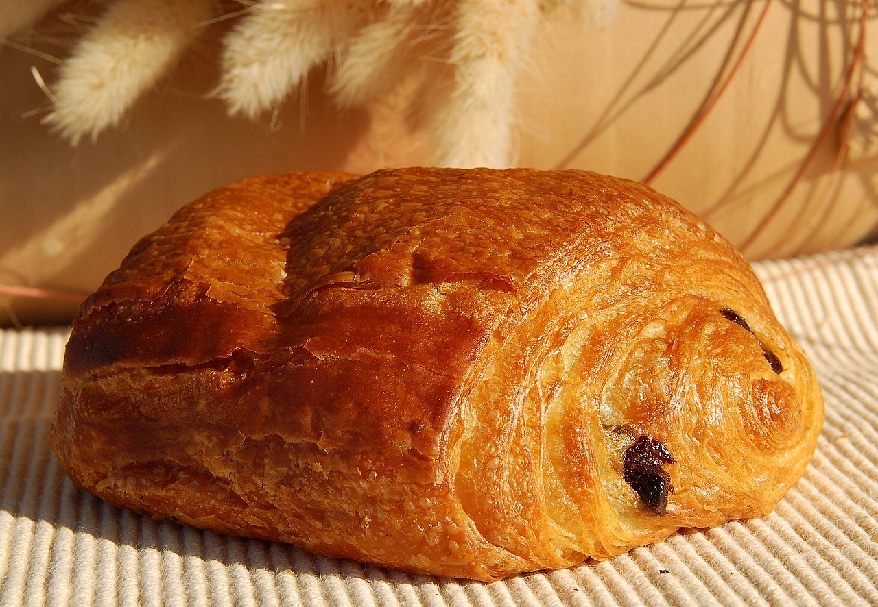 Pain20au20chocolat20Luc20Viatour.jpg Butter Croissant Pack - Image 1
